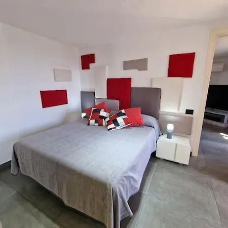 Le 4 Stagioni, In 아파트