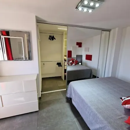 Le 4 Stagioni, In Appartement