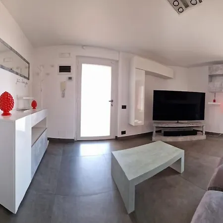 Le 4 Stagioni, In Apartman *